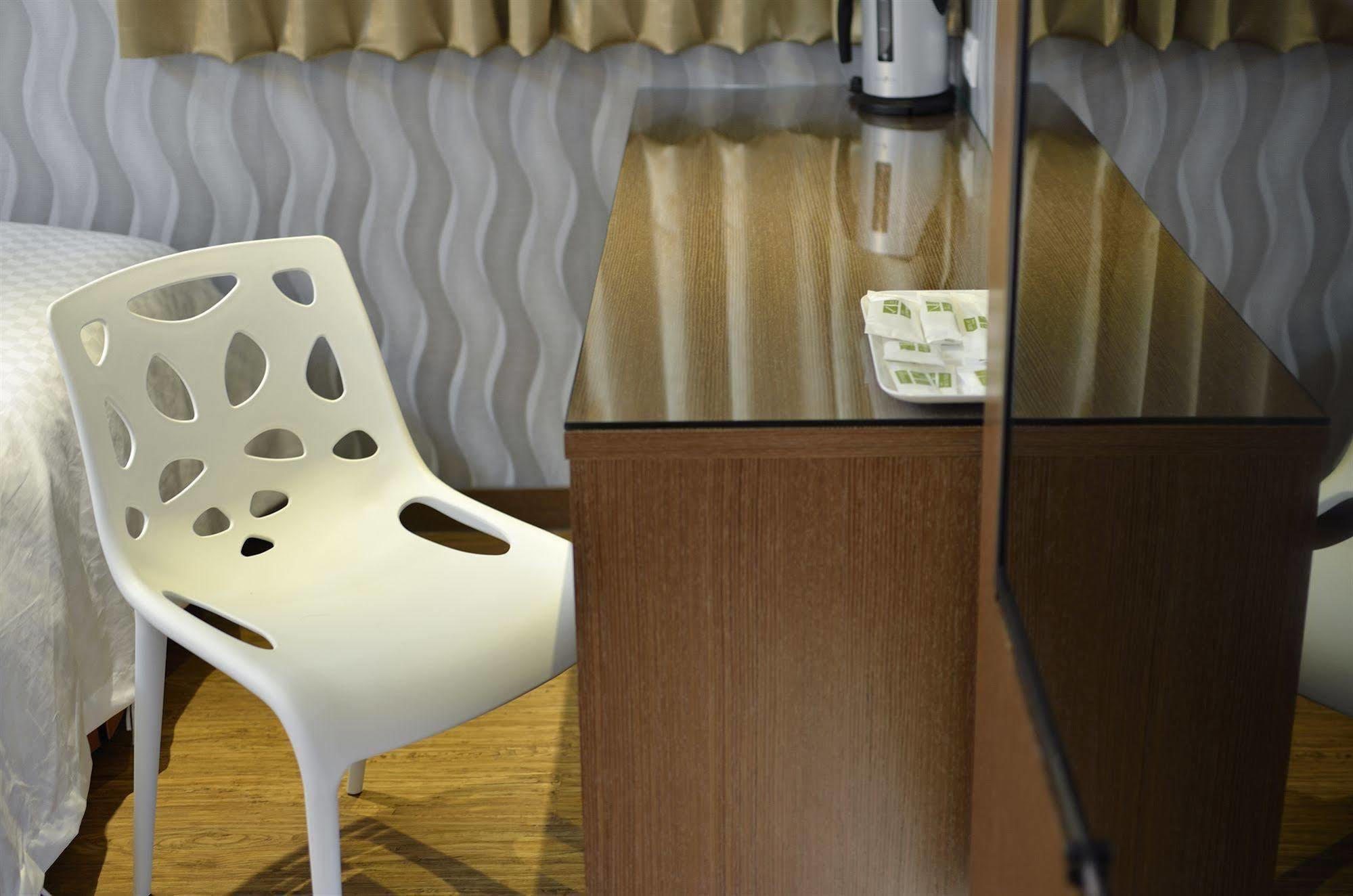 New Stay Inn II - Nanxi ไทเป ภายนอก รูปภาพ
